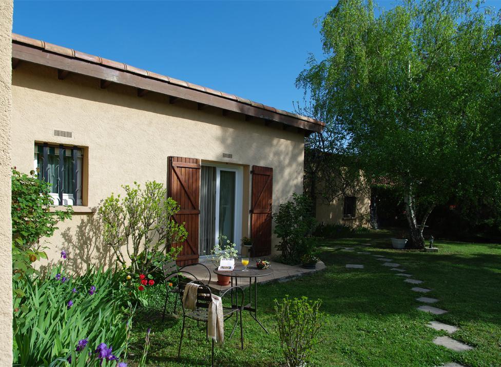 Hotel Marievalerianne Mirefleurs Exterior foto
